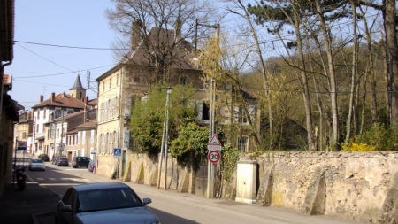 L'entrée de la Grande rue