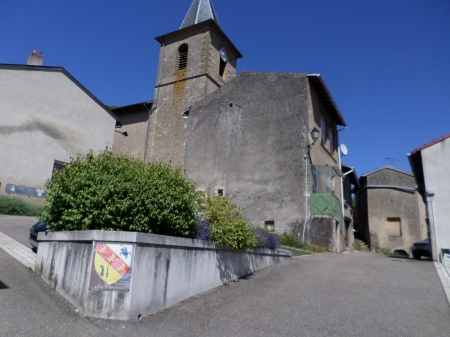 Un aître fortifié lieu de combats au XVIIe siècle