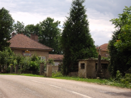 L'entrée du village