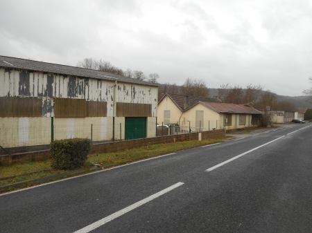 Les anciens hangars de la Pasek