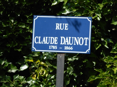 Une rue dédiée à l'abbé Daunot