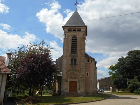 Une église néo-romane