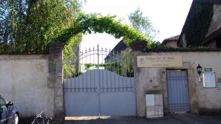 L'entrée du château de Jaulny (Septembre 2011)