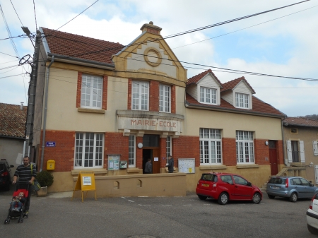 La mairie-école