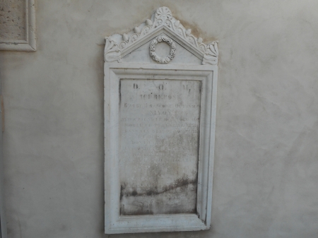 La plaque mortuaire de la demoiselle Nivoy