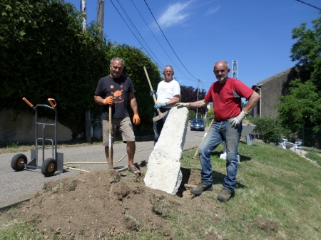 Une ancienne borne de champ