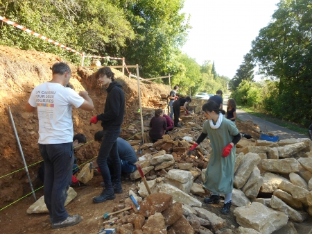 La restauration d'un mur en pierre sèche