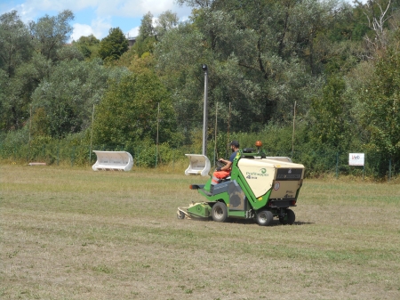 Un stade régulièrement entretenu