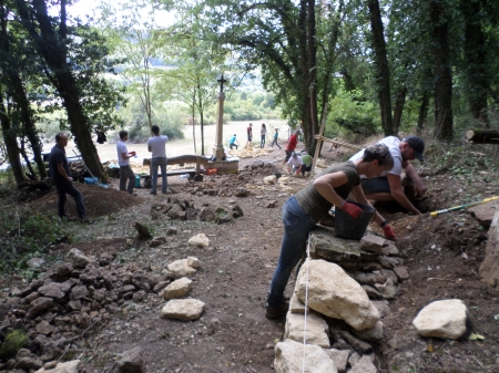 Restauration d'un mur en pierre sèche